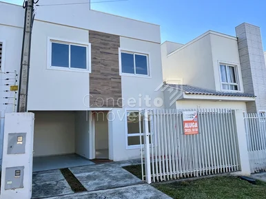 <strong>Sobrado Semimobiliado - Uvaranas</strong>