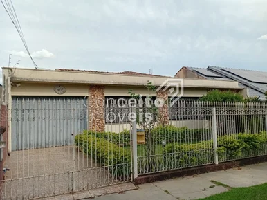 Residência Com Amplo Terreno E Edícula - Estrela