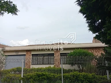 <strong>Residência com amplo Terreno e Edícula - Estrela</strong>