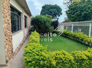 Residência Com Amplo Terreno E Edícula - Estrela