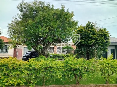 Residência Com Amplo Terreno E Edícula - Estrela