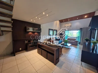 Sobrado Semimobiliado Com Salão Comercial- Oficinas