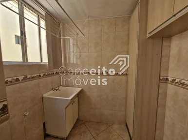 Edifício Monteiro Lobato - Apartamento Semimobiliado