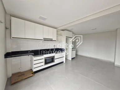 Edifício Rio Amstel - Centro - Apartamento Semimobiliado