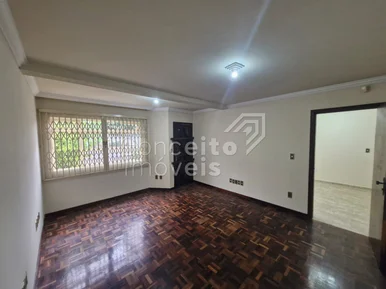 Residência Com Edícula - Jardim Carvalho