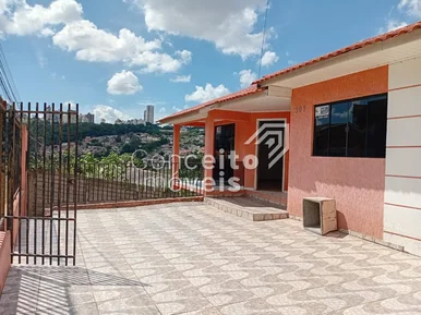 <strong>Residência com amplo Quintal - Ronda</strong>