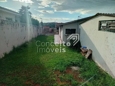 Residência Com Amplo Terreno - Nova Rússia