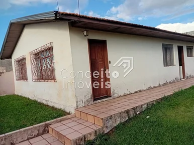 Residência Com Amplo Terreno - Nova Rússia