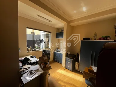 Residência Alto Padrão Com Piscina - Jardim Carvalho