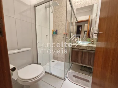 Residência Semimobiliada - Uvaranas