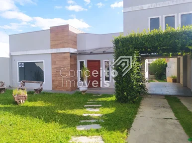 <strong>Residência Semimobiliada com amplo Terreno - Jardim Carvalho</strong>