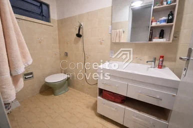 Residência Com Edícula - Contorno