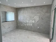 <strong>Residência com Edícula e Piscina - Contorno</strong>