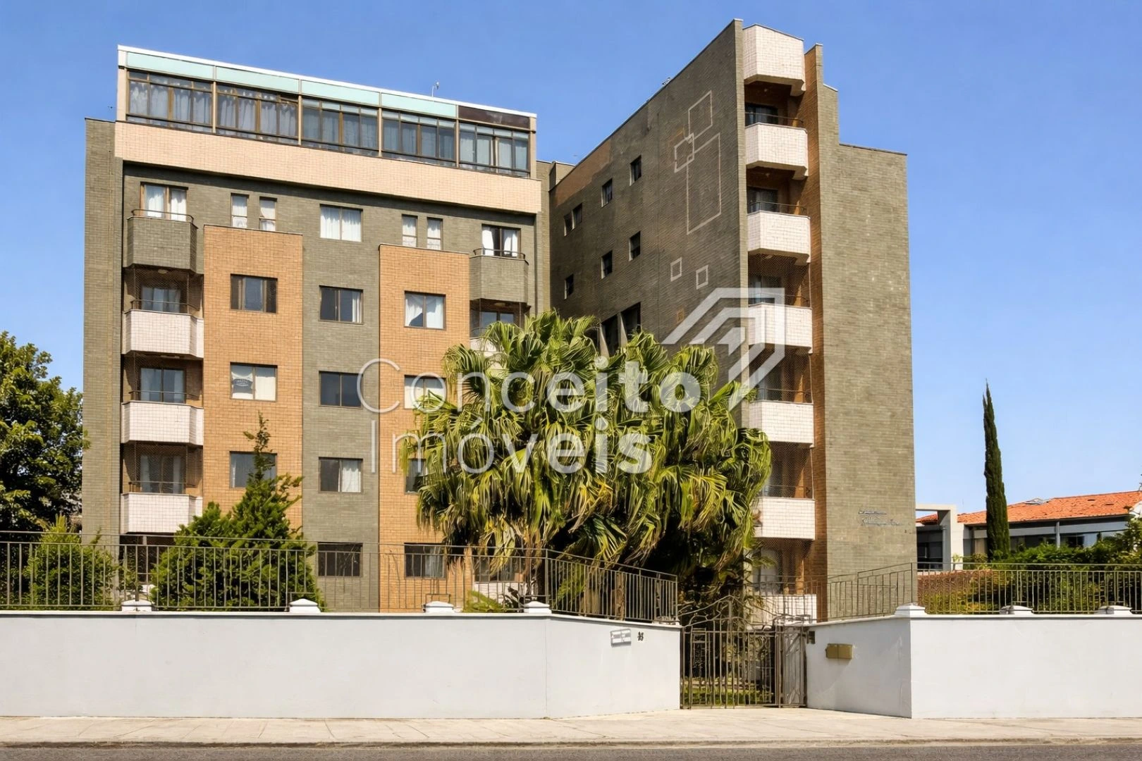 Edifício Fernando Pessoa - Oficinas - Apartamento