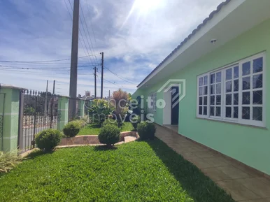 <strong>Residência com Edícula - Uvaranas</strong>