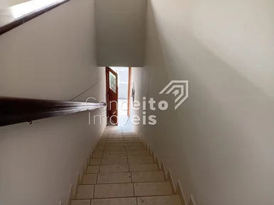 Apartamento Semimobiliado - Centro