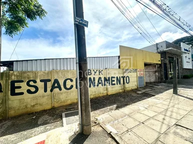 <strong>Terreno com 462m² - Centro</strong>