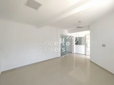 <strong>Sobrado Semimobiliado - Estrela</strong>