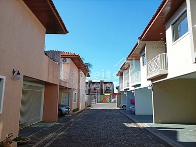 <strong>Residencial Belle Ville - Orfãs - Sobrado Semimobiliado</strong>