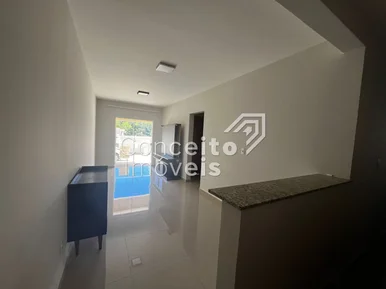 Apartamento Térreo Semimobiliado - Ronda