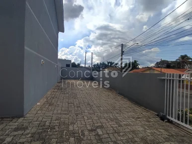Sobrado Semi Mobiliado - Jardim Carvalho