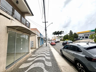 <strong>Sala Comercial com 32m² - Órfãs</strong>