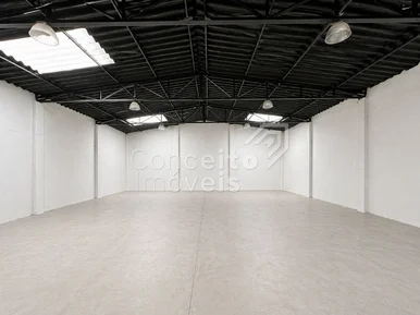 <strong>Barracão Comercial - Contorno</strong>