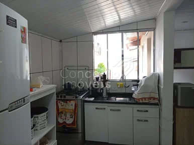 Condomínio Barcelona - Nova Rússia - Casa Semimobiliada