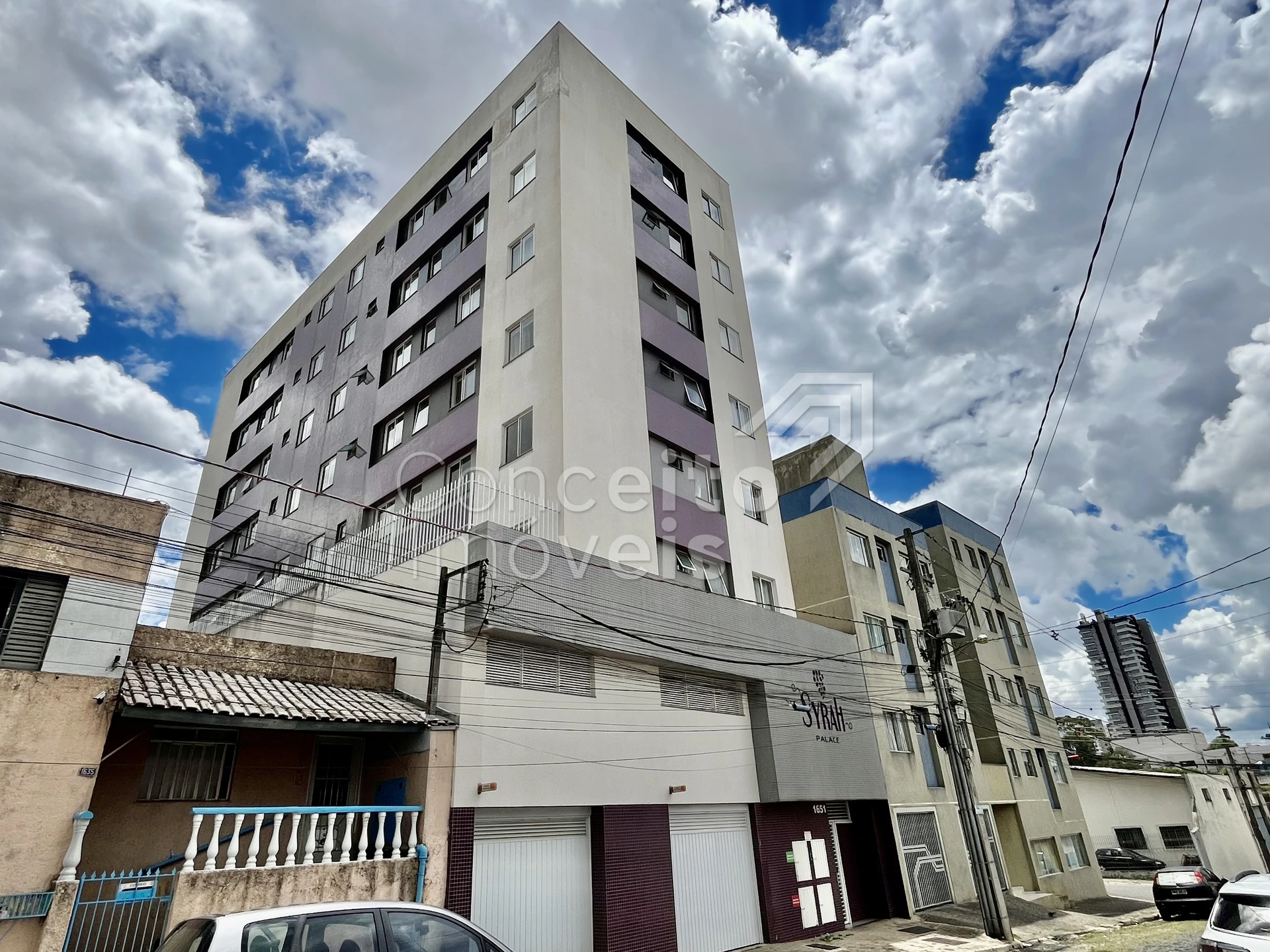 Edifício Syrah Palace - Centro - Apartamento Mobiliado