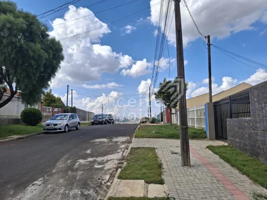 Sobrado Com Amplo Terreno - Contorno