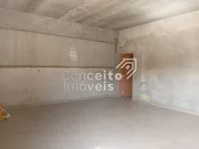 <strong>Barracão e/ou Ponto Comercial com 490 m² - Uvaranas</strong>