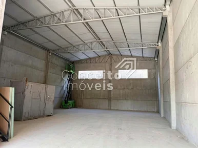 Barracão E/ou Ponto Comercial Com 490 M² - Uvaranas