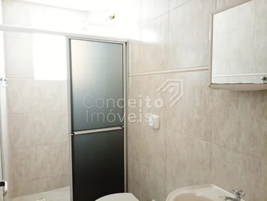 Edifício Carrera Schoeder - Apartamento Semimobiliado