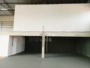 <strong>Barracão Comercial com 323m² - Uvaranas</strong>