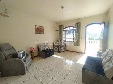 <strong>Sobrado com Sala Comercial Anexa - Rio Verde</strong>