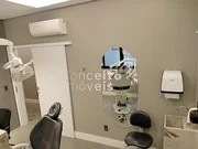 <strong>Sala Comercial Mobiliada com 20 m² - Contorno</strong>
