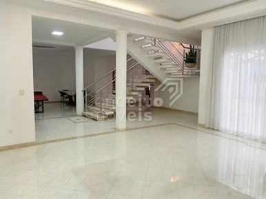 Residência Alto Padrão - órfãs