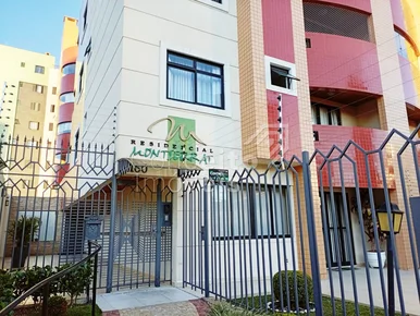 <strong>Edifício Montserrat - Centro - Apartamento Semimobiliado</strong>
