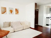 <strong>Residência Semimobiliada com Edícula - Neves</strong>