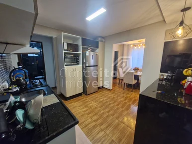 Residência Semimobiliada Com Piscina - Santa Mônica