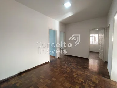Residência Térrea Com Edícula - órfãs