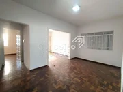 <strong>Residência Térrea com Edícula - Órfãs</strong>