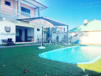 Sobrado Semimobiliado Com Piscina - Colônia Dona Luiza