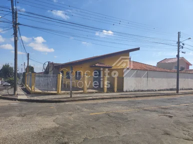 Residência De Esquina - órfãs