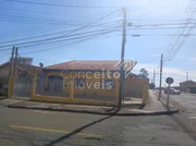 <strong>Residência de Esquina - Órfãs</strong>
