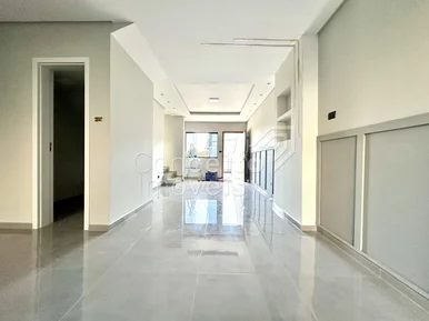 Sobrado Triplex - Uvaranas