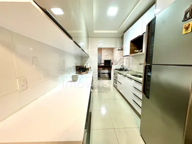 Sobrado Mobiliado - Vila Ana Rita - Uvaranas