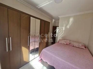 Residência Térrea Semimobiliada - Uvaranas