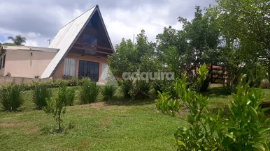 Chácara à Venda 2 Quartos, 1758m², Centro