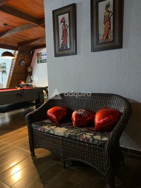 Chácara à Venda 2 Quartos, 1758m², Centro